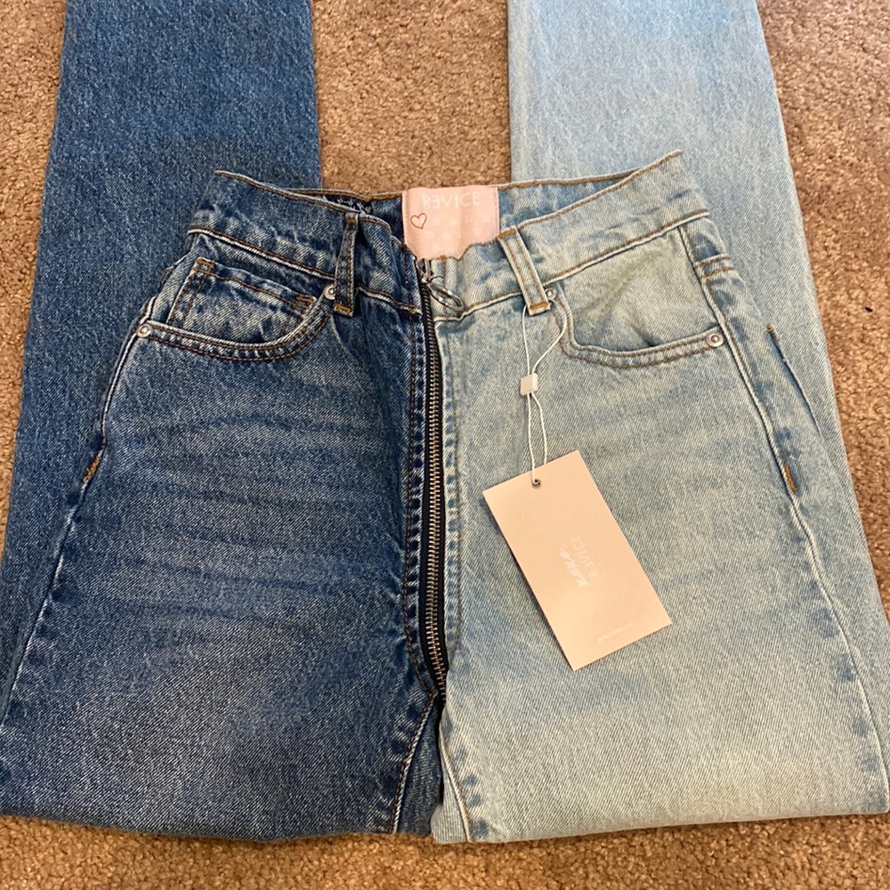 Two toned high rise mom jean